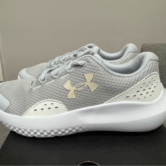 Under Armour Other - Under Armour Light Gray Athletic Shoes